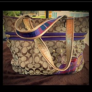Coach …poppy purse excellent condition